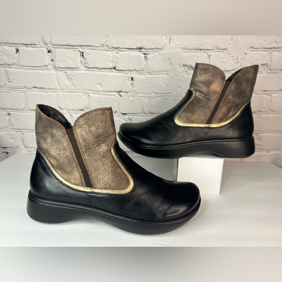 Naot Shoes - Naot Surge 2-Tone Black Bronze Leather Slip-On Side Zip Ankle Boots - Size 40